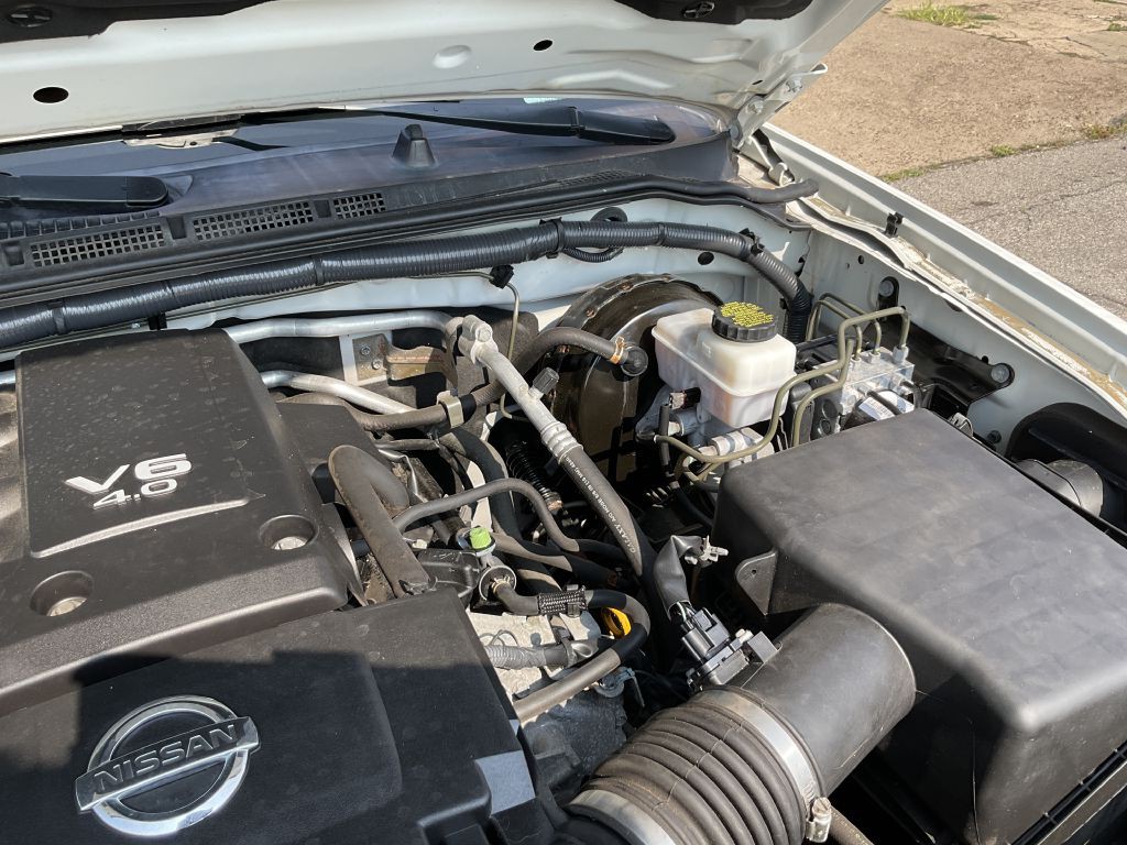 2018 Nissan Frontier Image 38