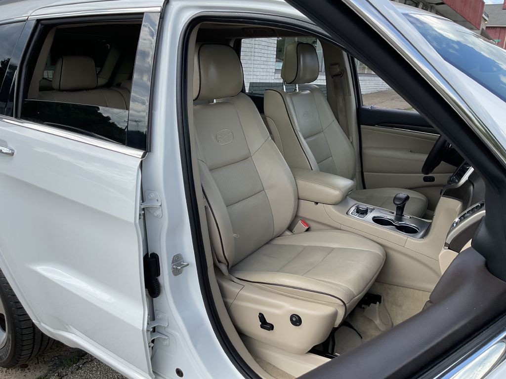 2015 Jeep Grand Cherokee Image 17