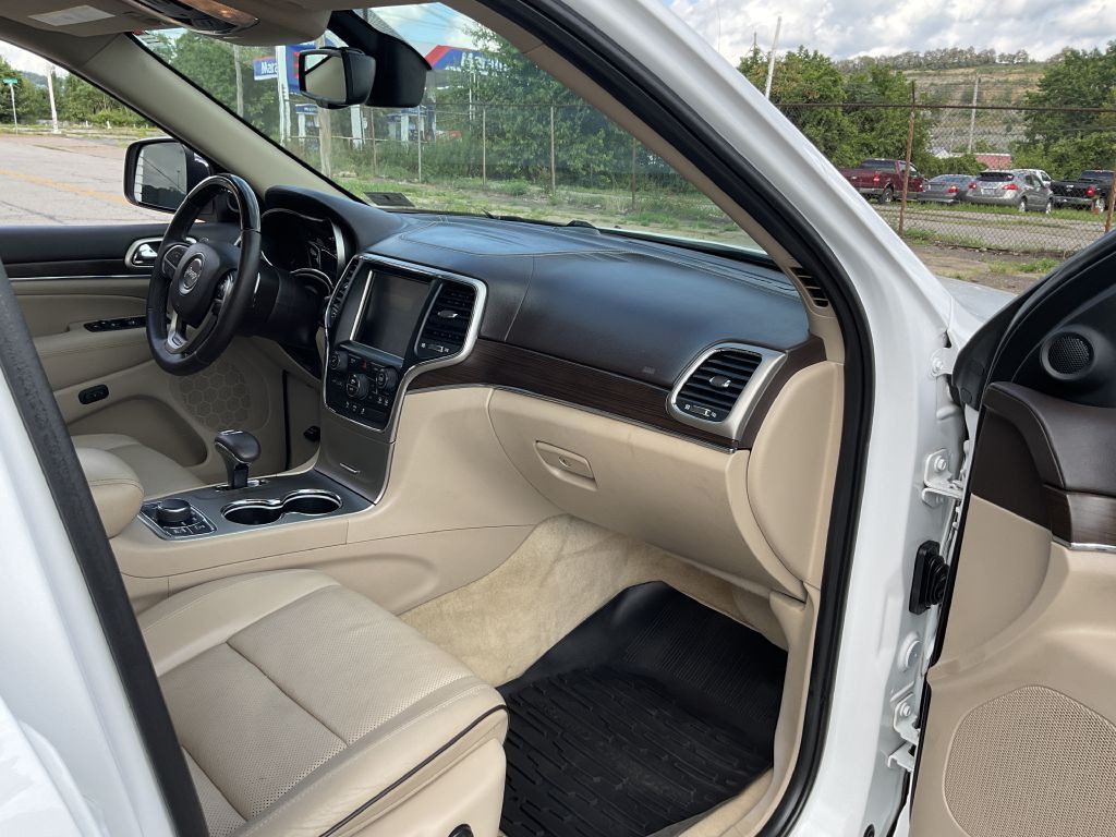 2015 Jeep Grand Cherokee Image 18