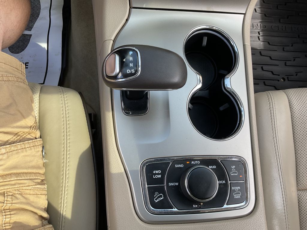 2015 Jeep Grand Cherokee Image 35