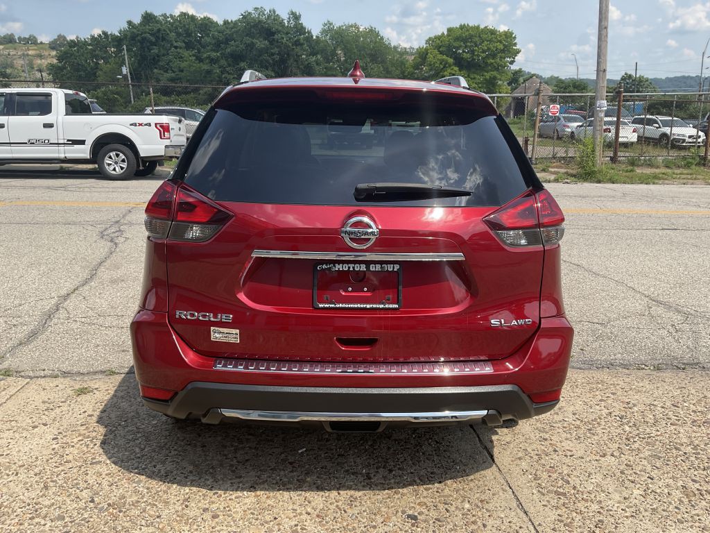 2018 Nissan Rogue Image 8