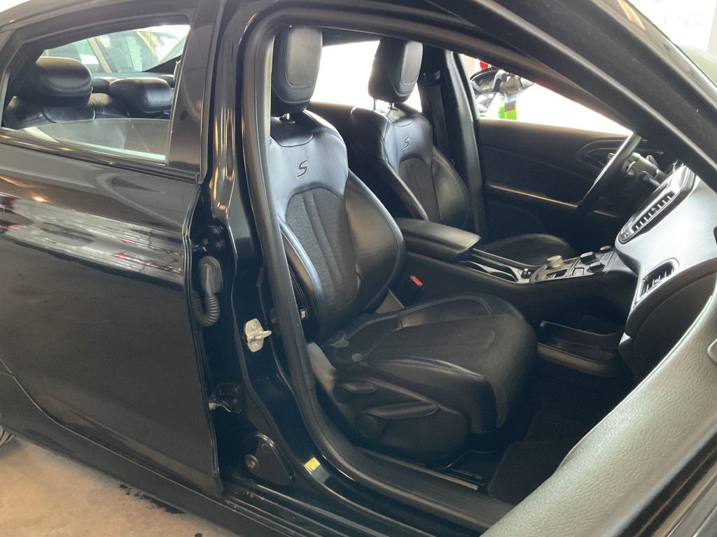 2018 Nissan Rogue Image 22
