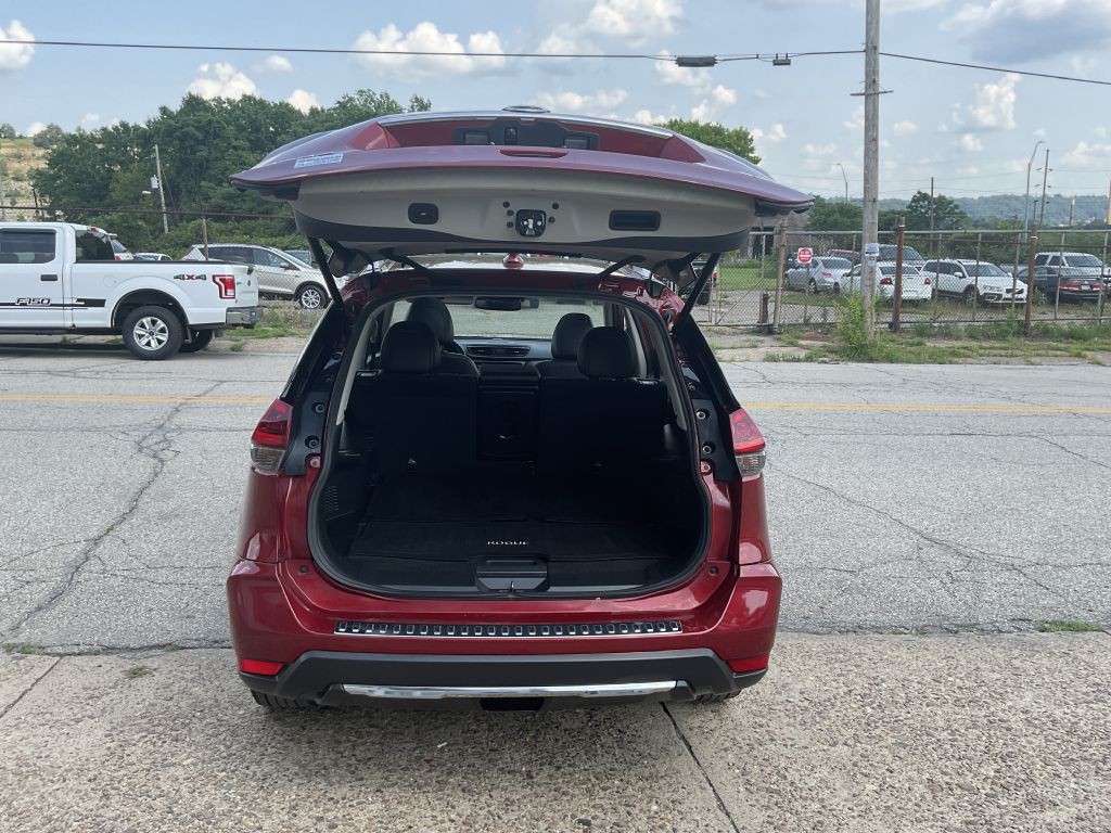 2018 Nissan Rogue Image 26