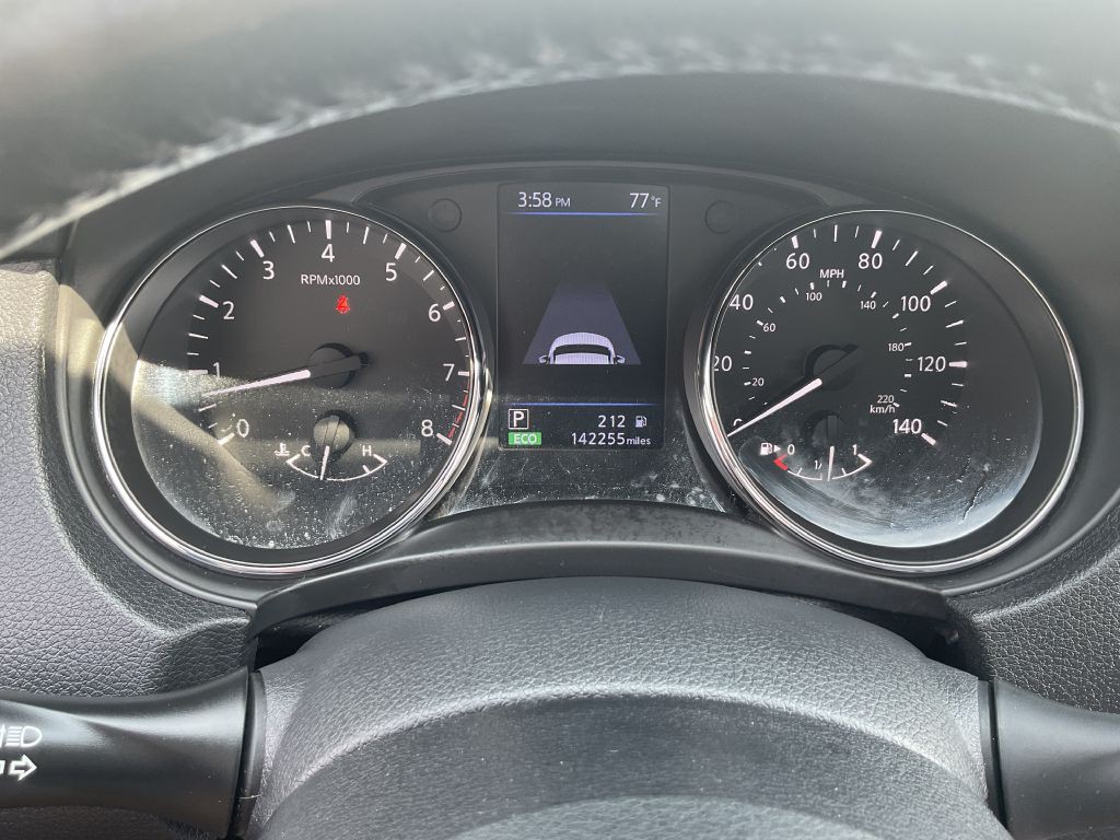 2018 Nissan Rogue Image 34