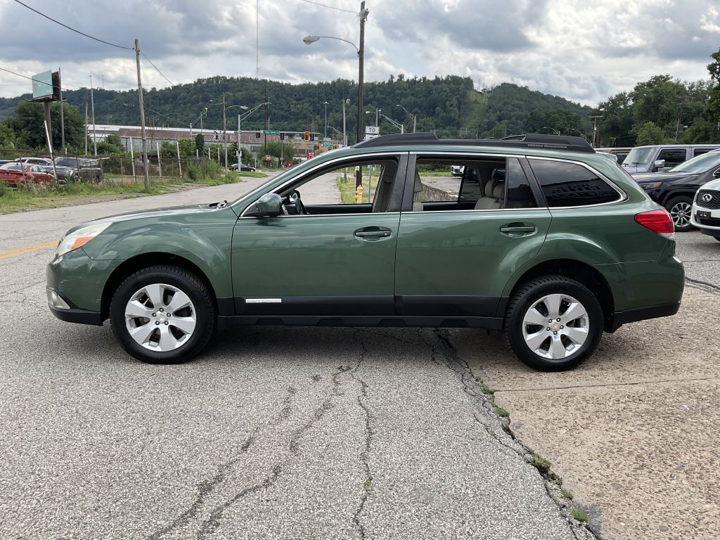 2010 Subaru Outback Image 6