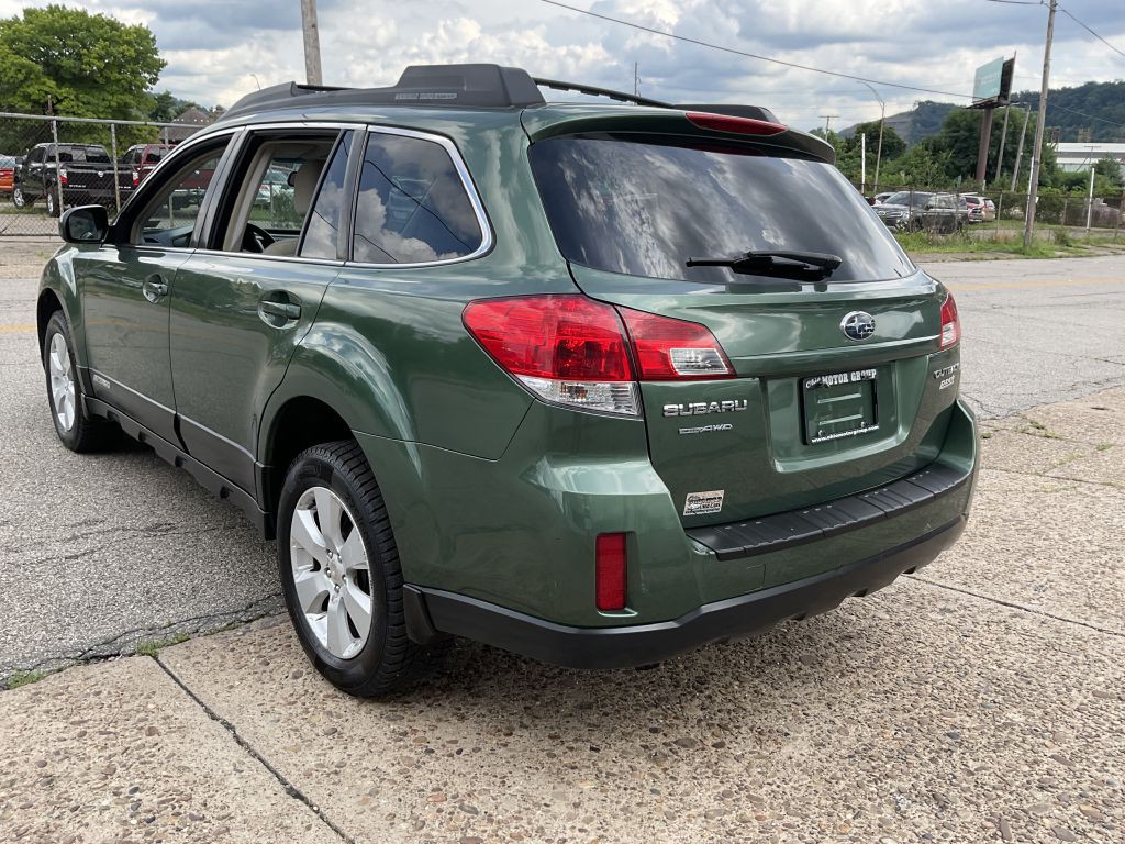 2010 Subaru Outback Image 7