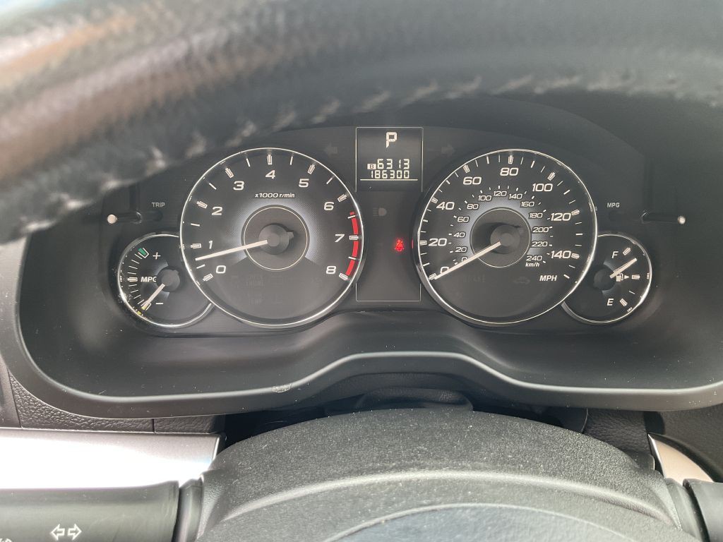 2010 Subaru Outback Image 33