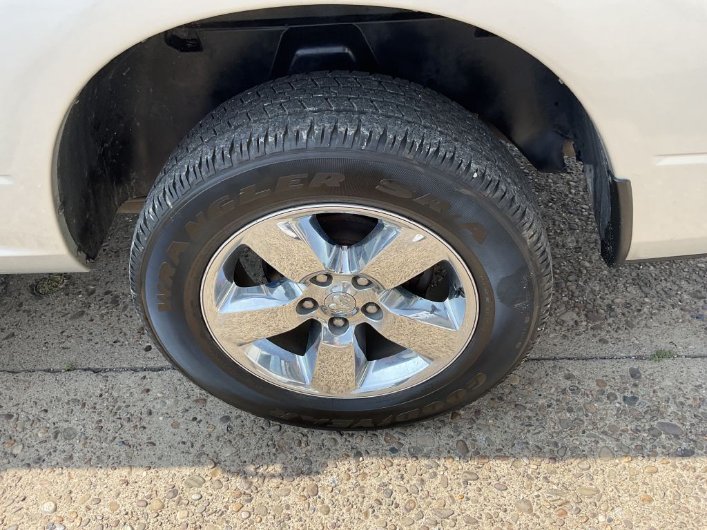 2015 RAM 1500 Image 10