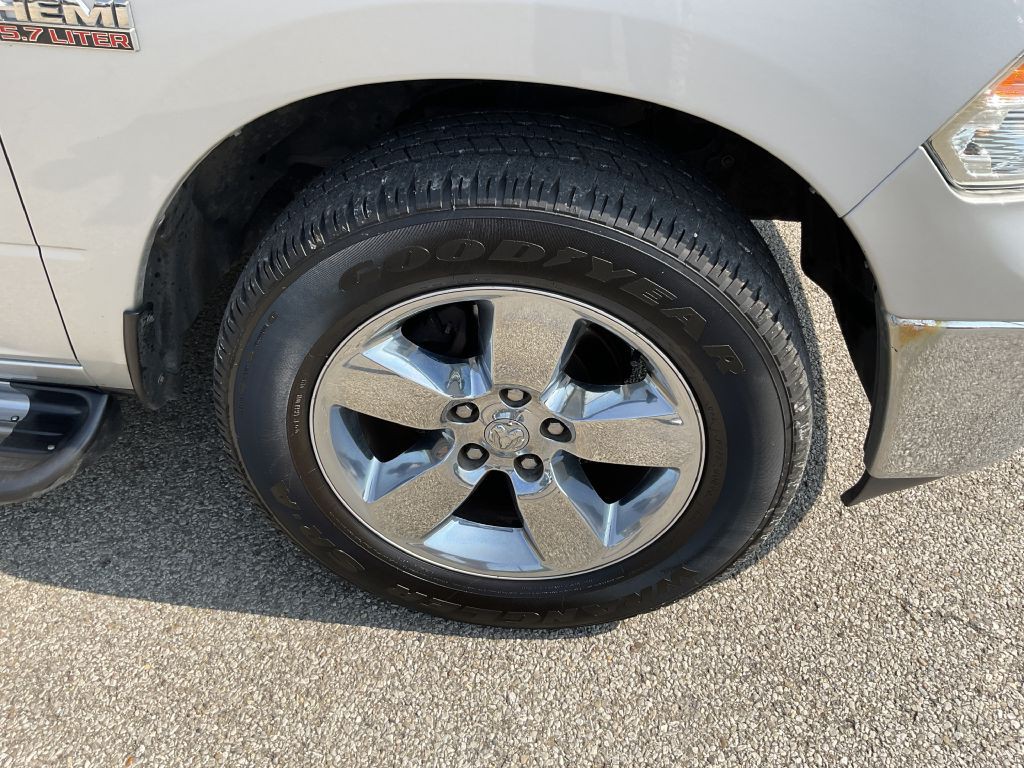 2015 RAM 1500 Image 11