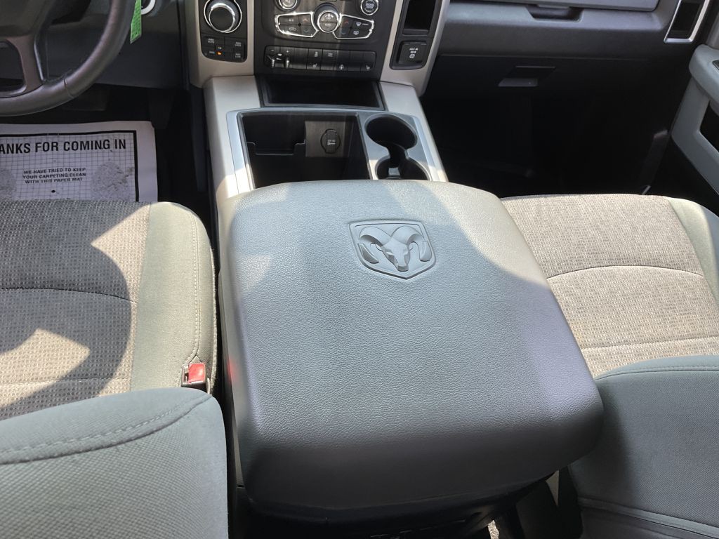 2015 RAM 1500 Image 30