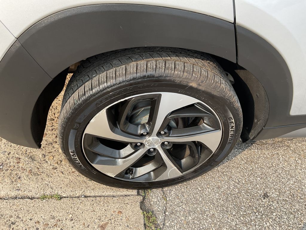 2017 Hyundai Tucson Image 12