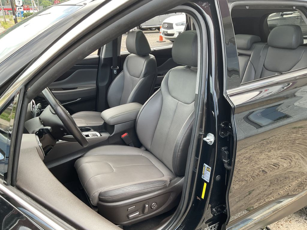 2019 Hyundai Santa Fe Image 14