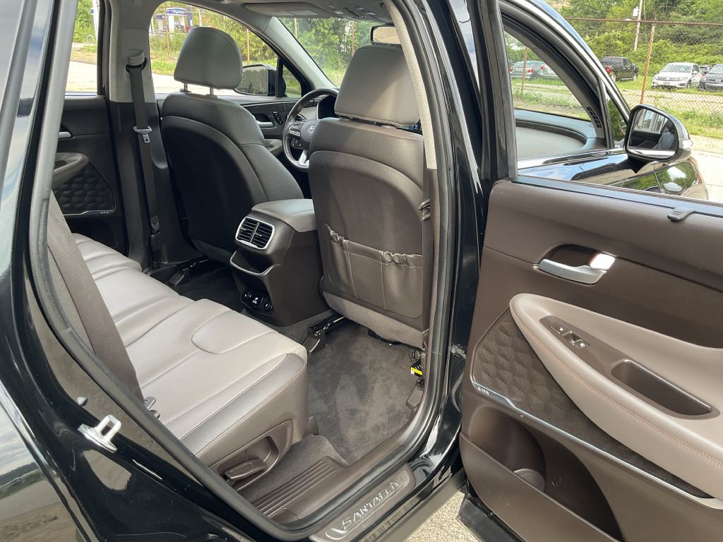2019 Hyundai Santa Fe Image 25