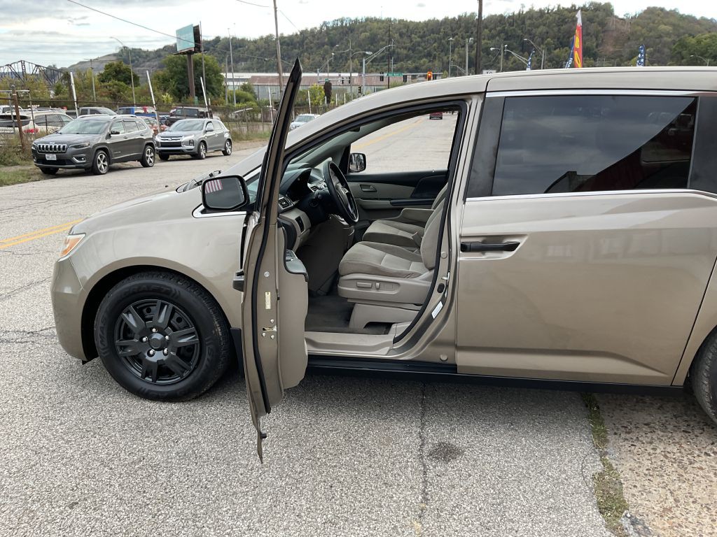 2013 Honda Odyssey Image 13
