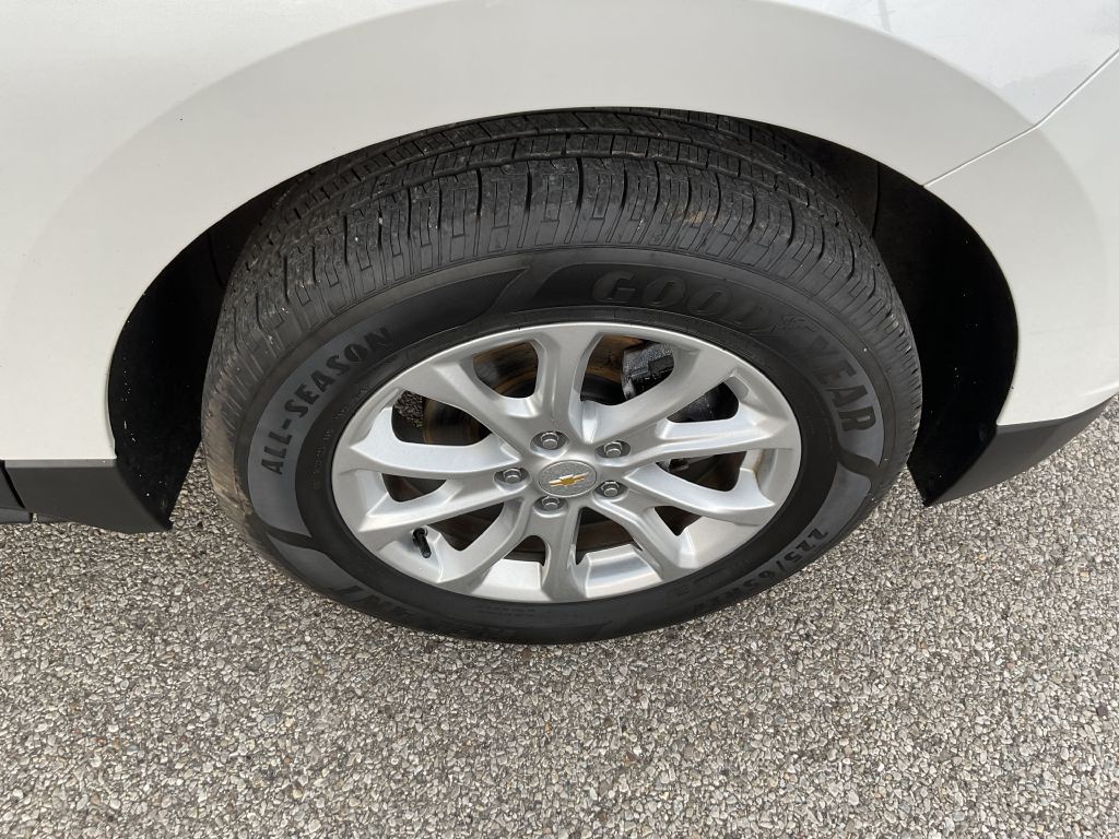2018 Chevrolet Equinox Image 11