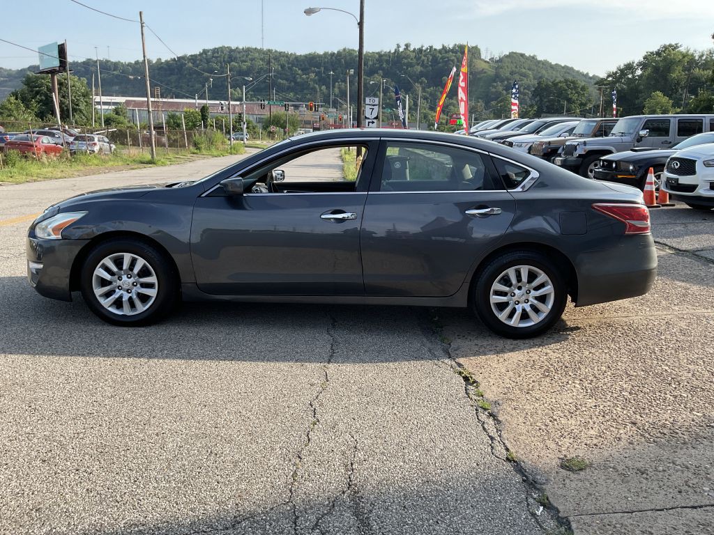 2013 Nissan Altima Image 6