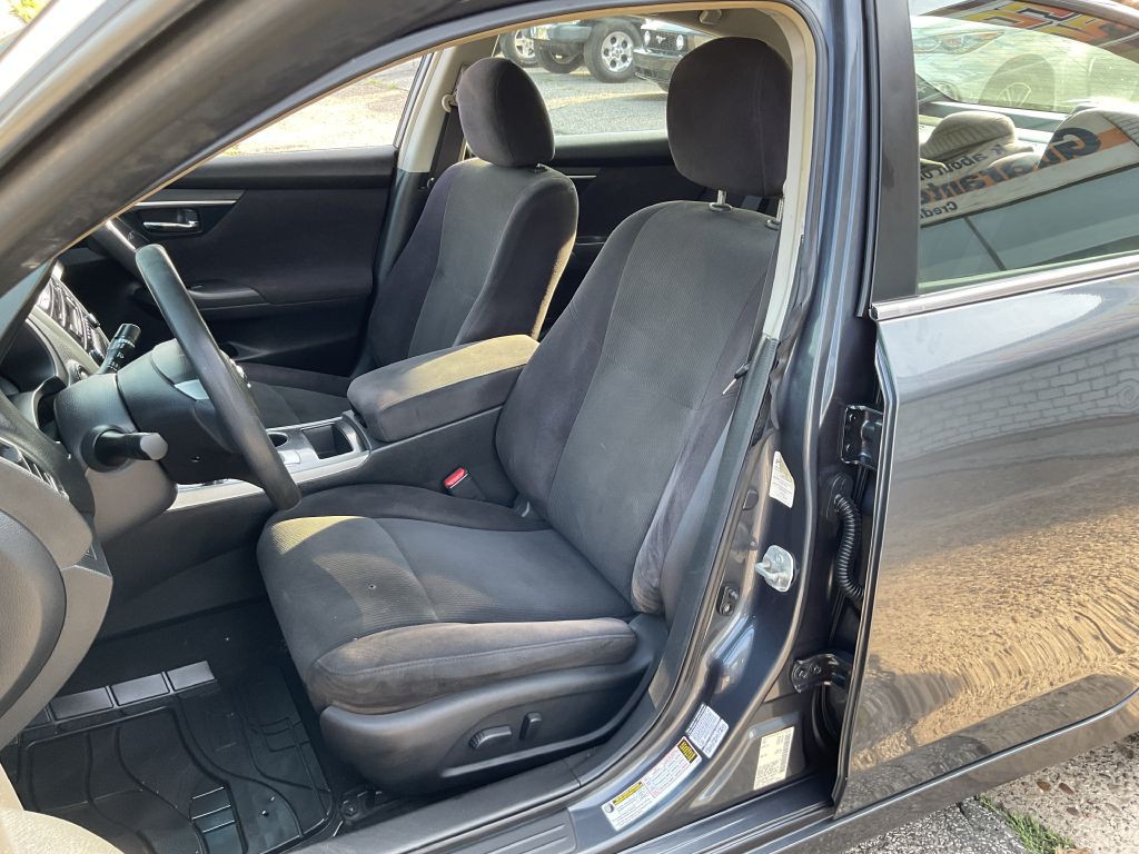 2013 Nissan Altima Image 15