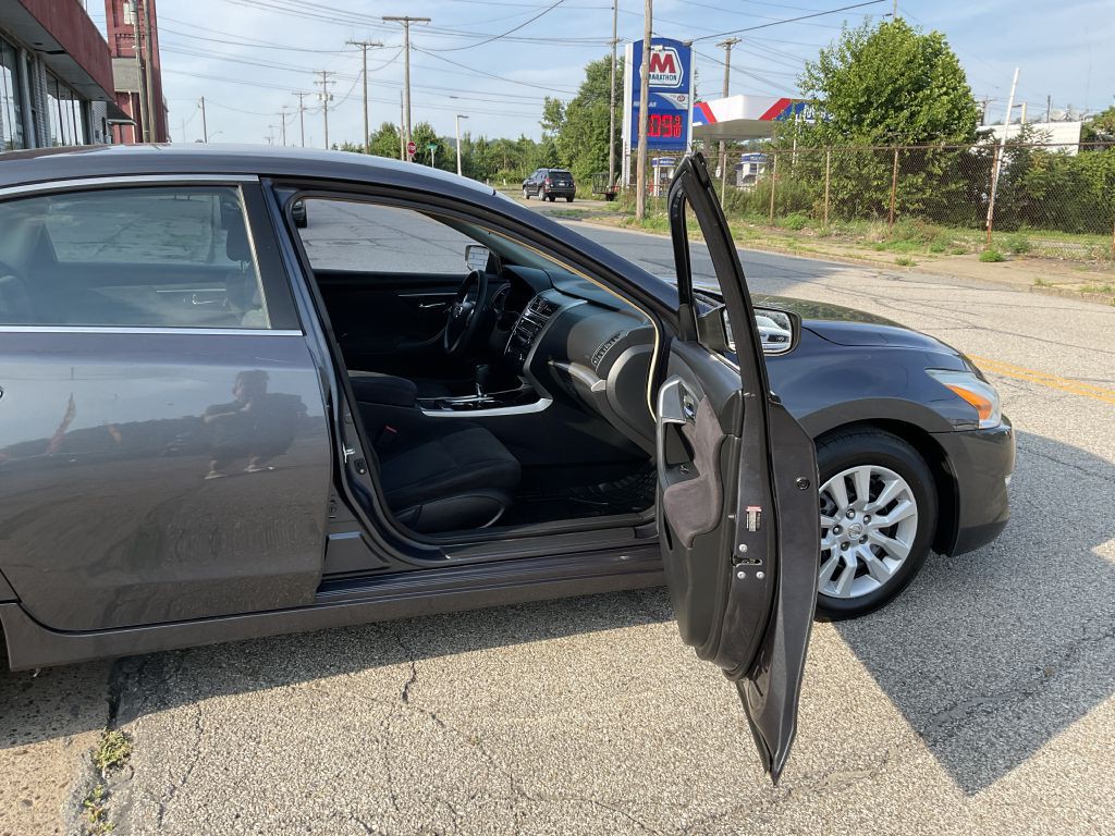 2013 Nissan Altima Image 17