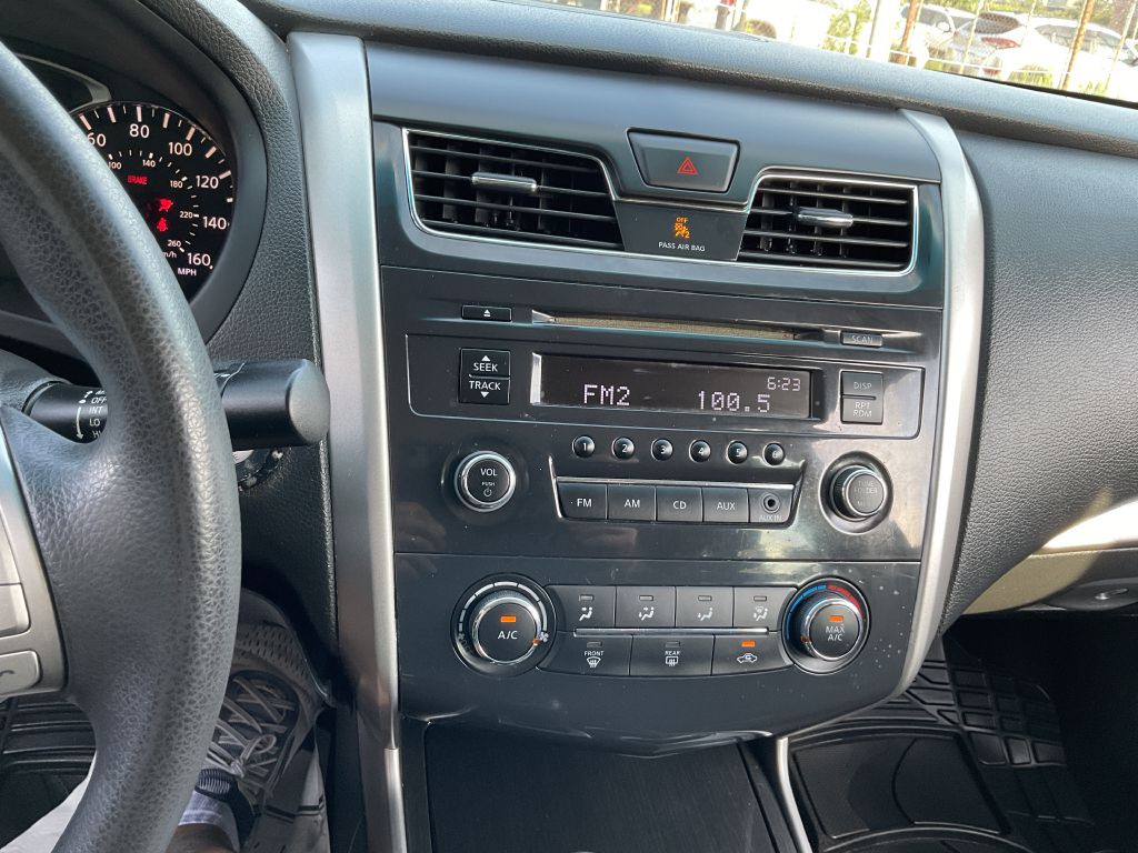 2013 Nissan Altima Image 26