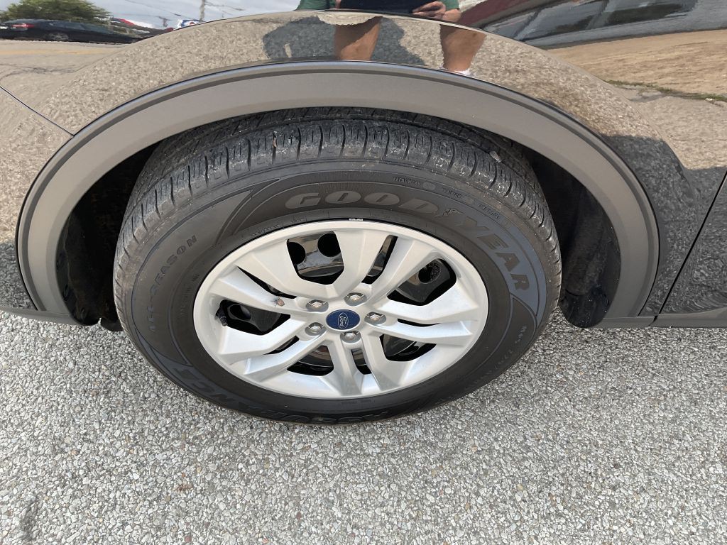 2020 Ford Escape Image 9