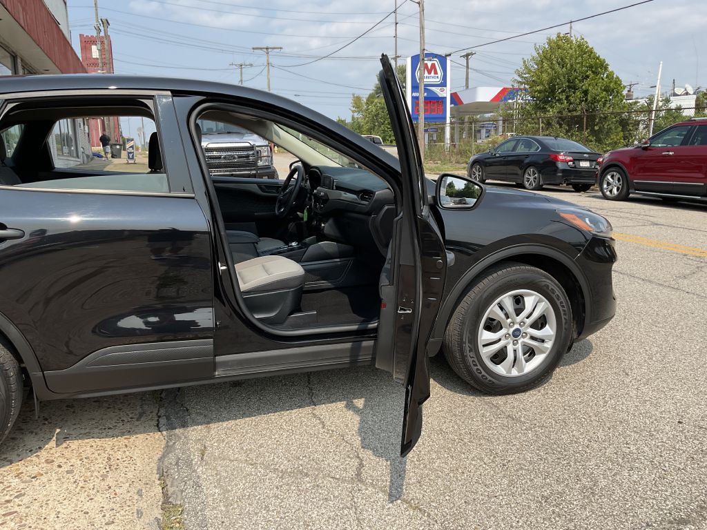 2020 Ford Escape Image 16