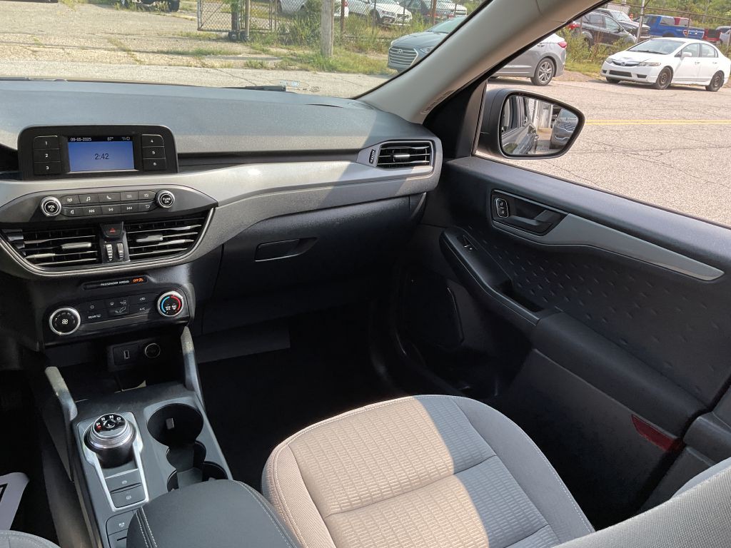 2020 Ford Escape Image 28