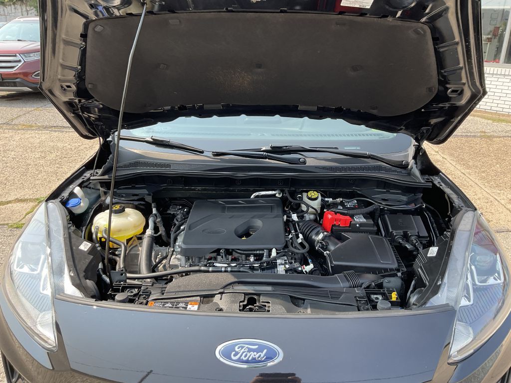 2020 Ford Escape Image 35
