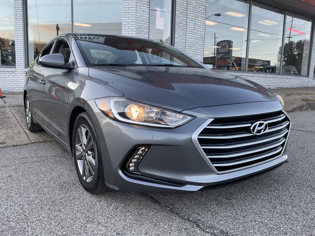 2018 Hyundai Elantra Image 1
