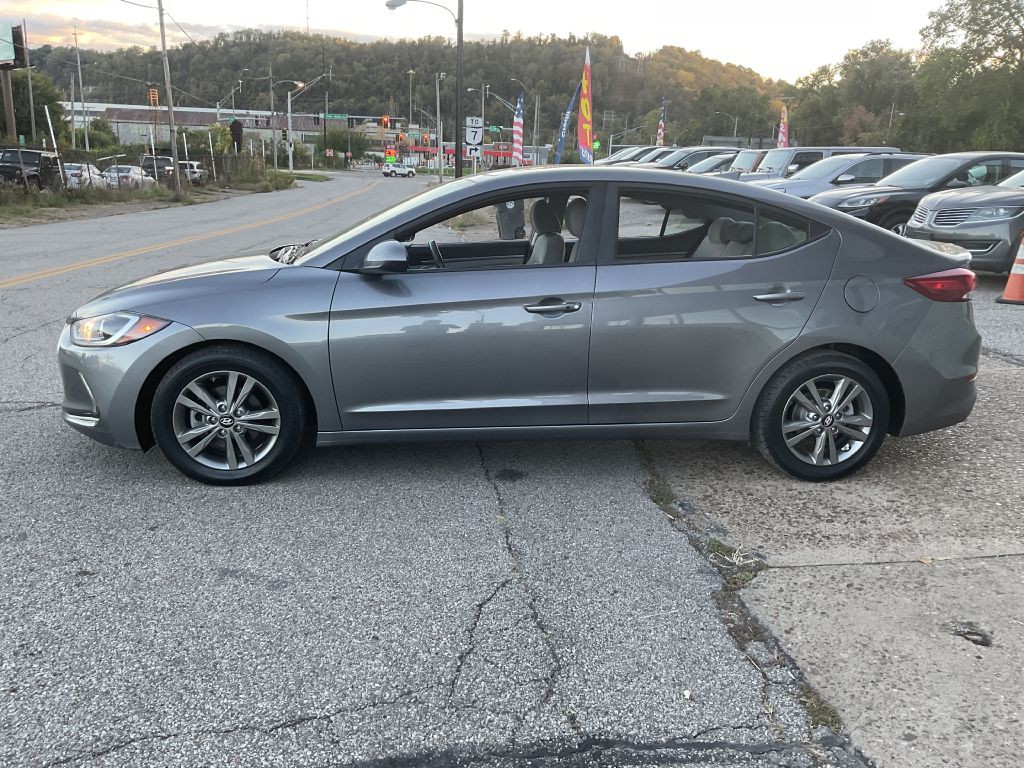 2018 Hyundai Elantra Image 6