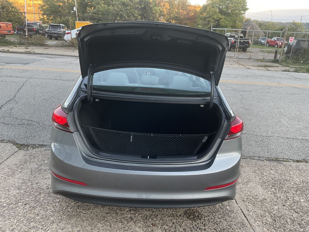 2018 Hyundai Elantra Image 26