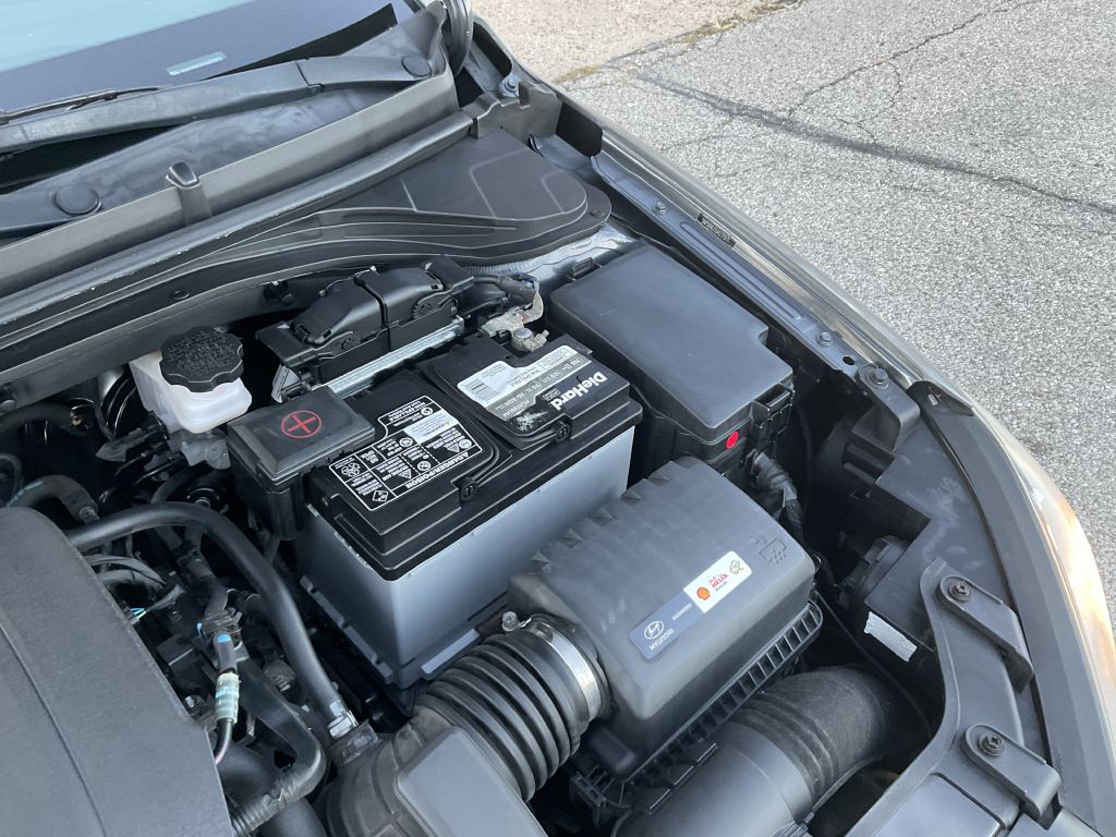 2018 Hyundai Elantra Image 41