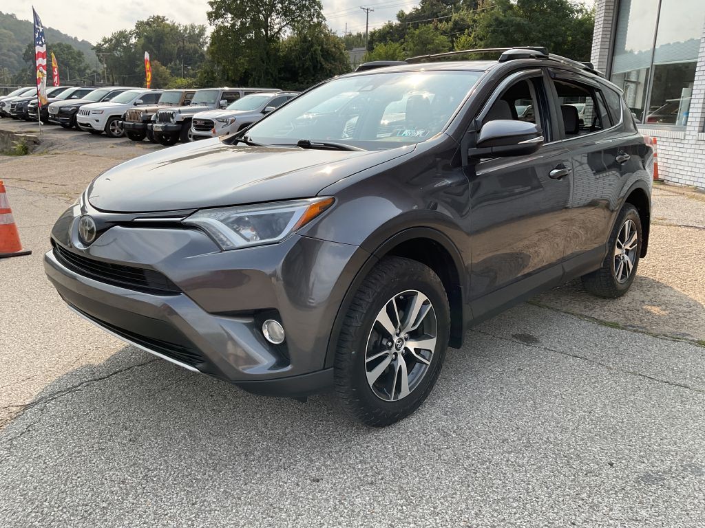 2017 Toyota Rav4 Image 5