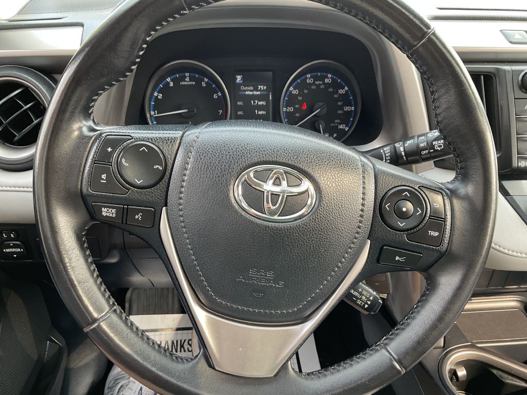 2017 Toyota Rav4 Image 34