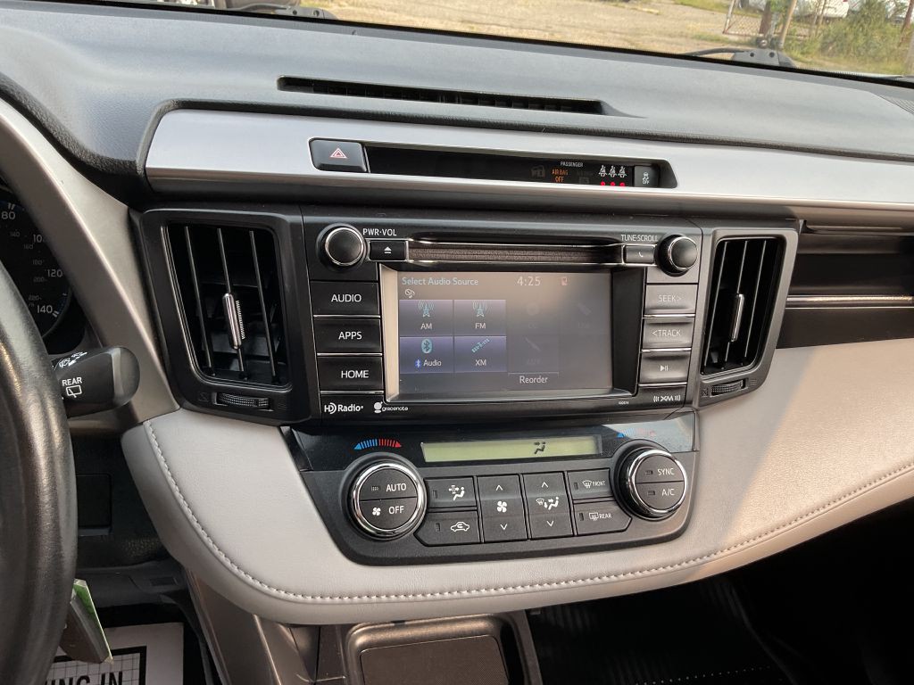 2017 Toyota Rav4 Image 36
