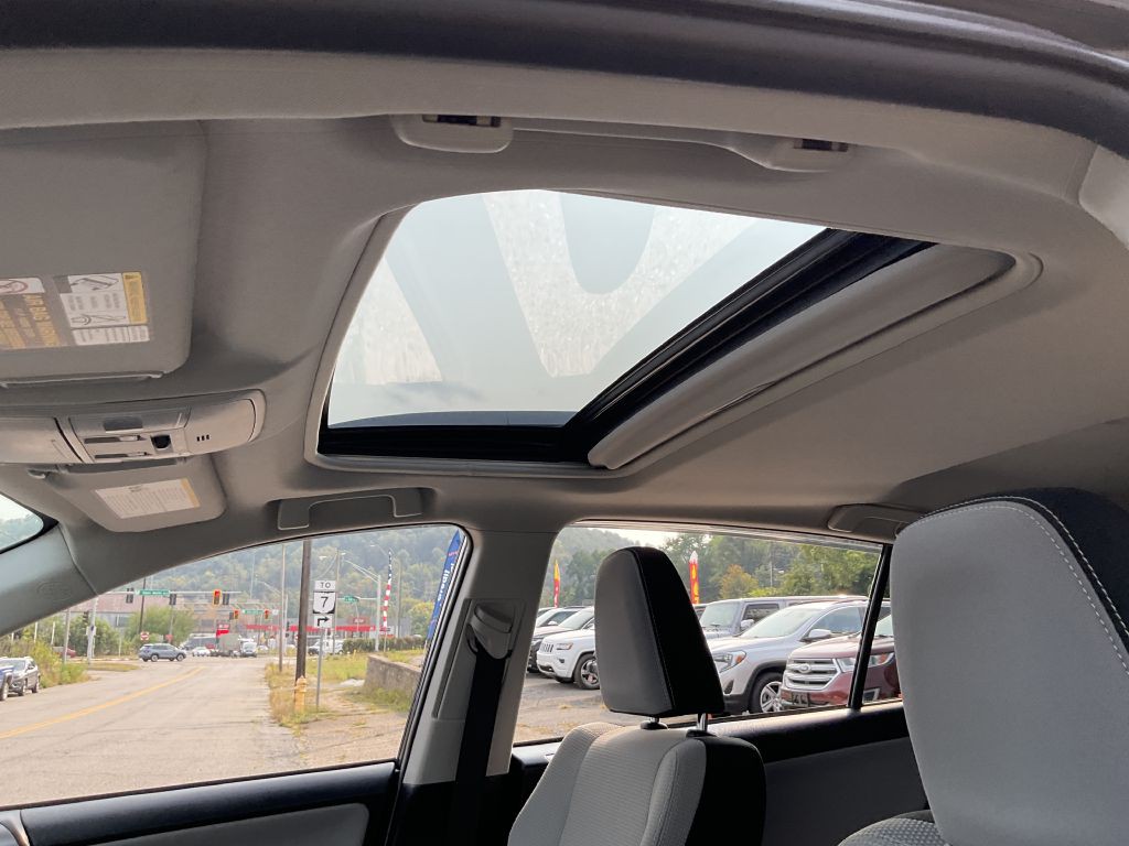 2017 Toyota Rav4 Image 37