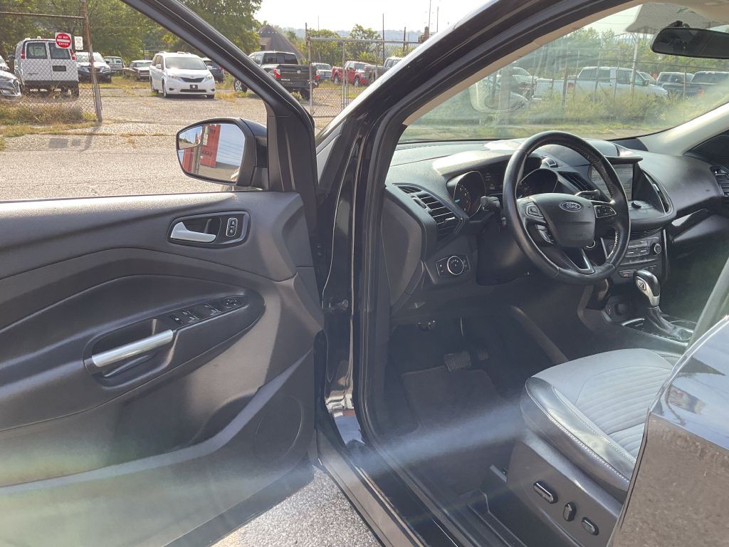 2019 Ford Escape Image 15