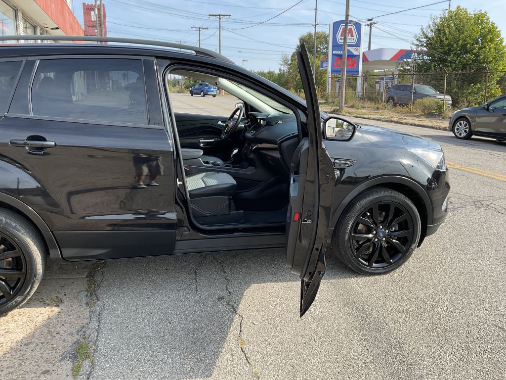 2019 Ford Escape Image 16