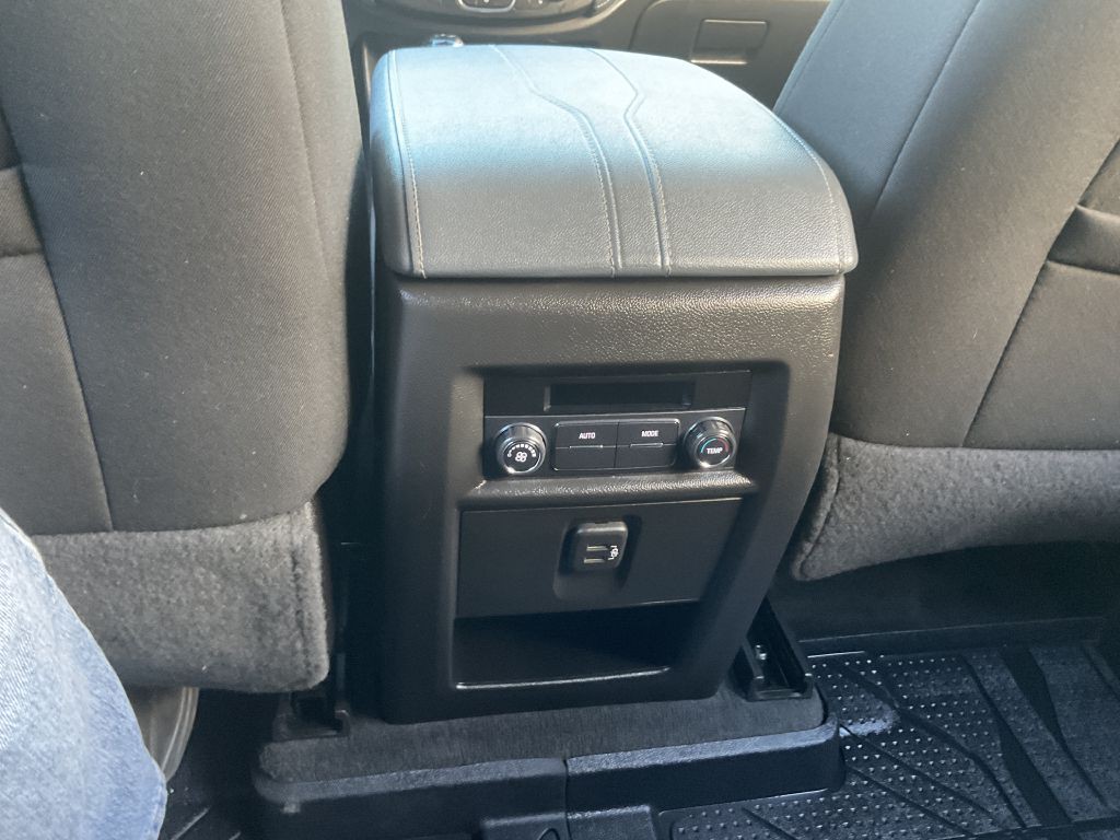 2019 Chevrolet Traverse Image 32