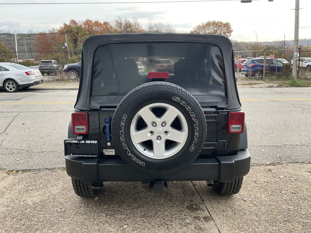 2013 Jeep Wrangler Unlimited Image 8