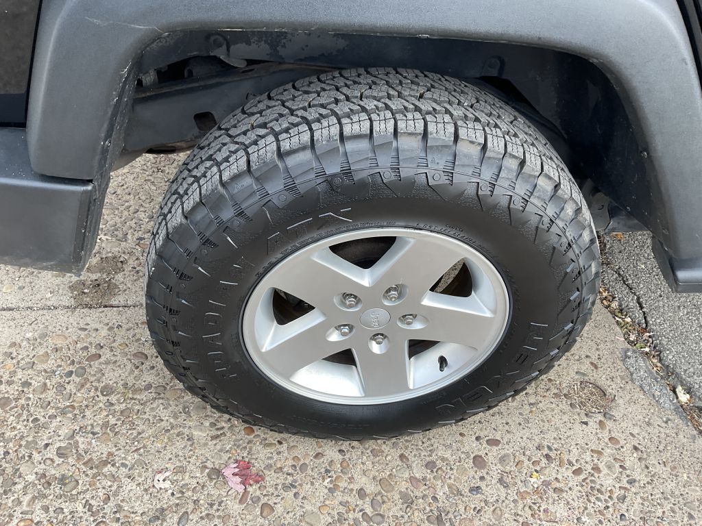 2013 Jeep Wrangler Unlimited Image 12