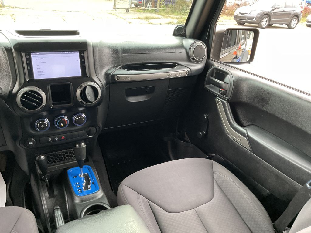 2013 Jeep Wrangler Unlimited Image 29