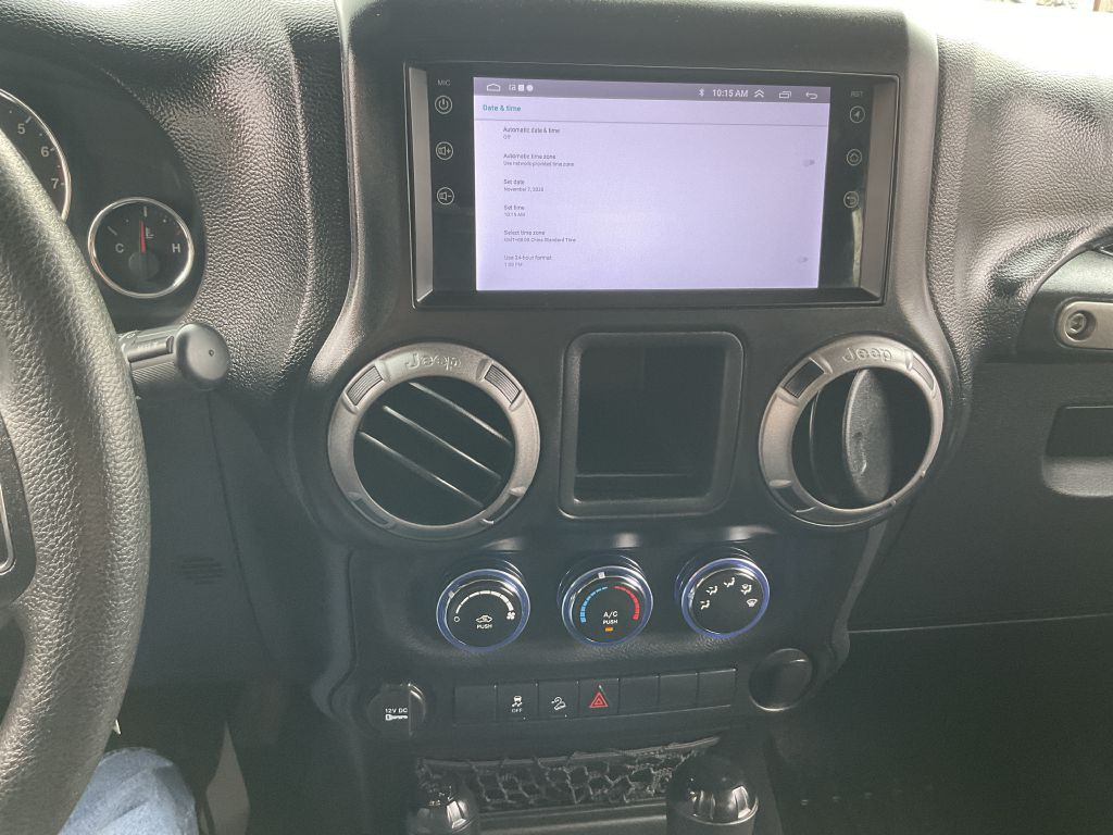 2013 Jeep Wrangler Unlimited Image 32