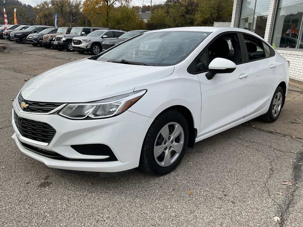 2018 Chevrolet Cruze Image 5