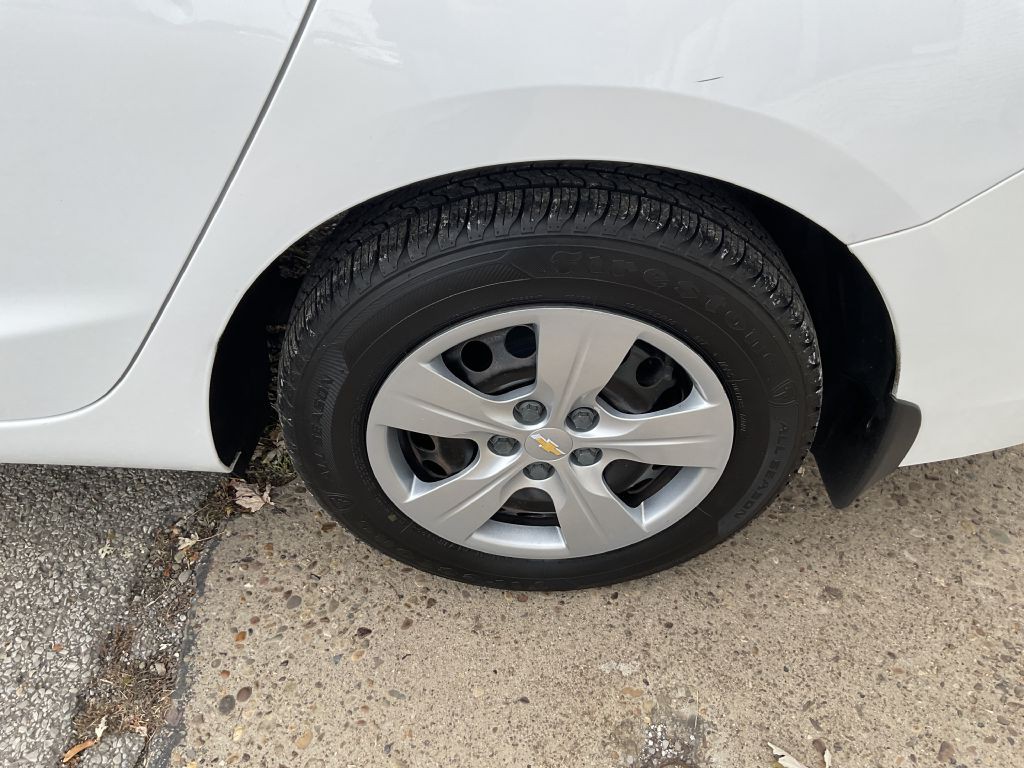 2018 Chevrolet Cruze Image 10