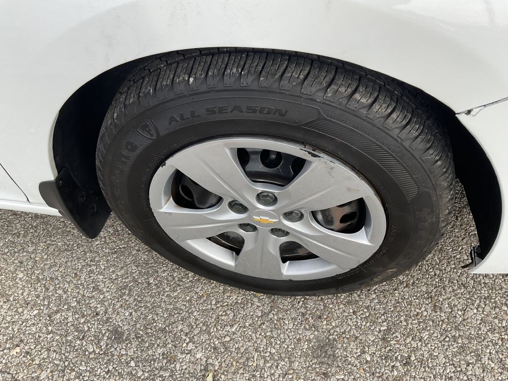 2018 Chevrolet Cruze Image 11