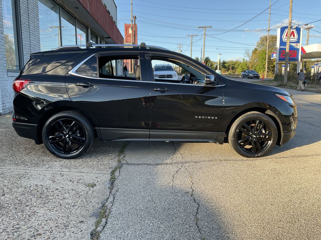 2020 Chevrolet Equinox Image 2