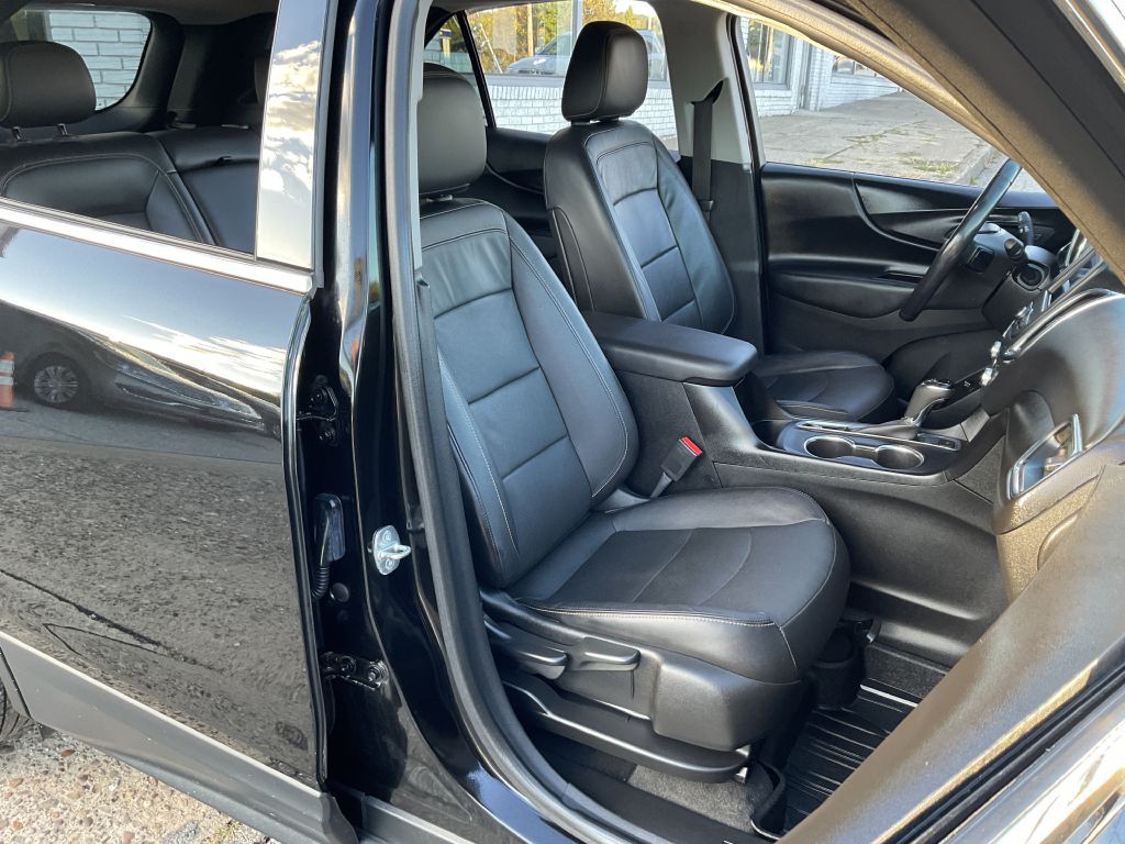 2020 Chevrolet Equinox Image 17