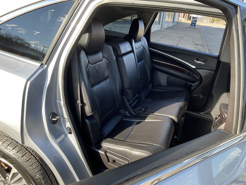 2017 Acura MDX Image 24
