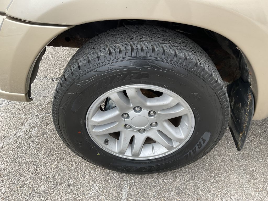 2006 Toyota Tundra Image 9