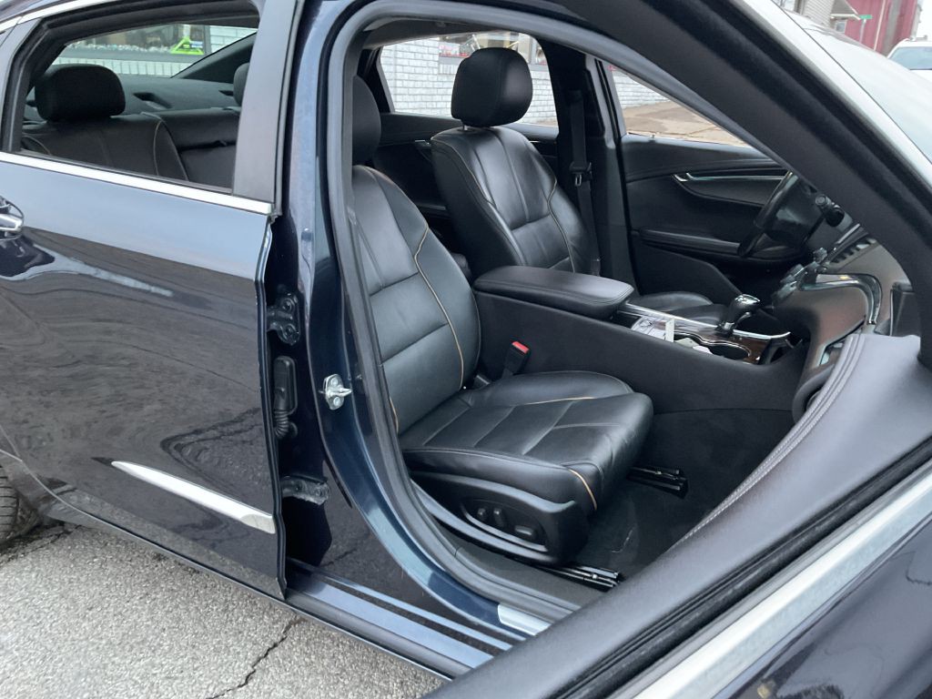 2014 Chevrolet Impala Image 17